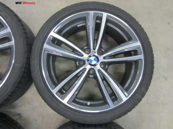 Originele BMW 19 inch velgen 3 4 serie F30 F36 met zomerbanden en sensoren - Afbeelding 6