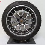 Originele Porsche 20 inch velgen Macan RS Spyder met zomerbanden - Afbeelding 4
