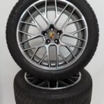 Originele Porsche 20 inch velgen Macan Spyder met winterbanden