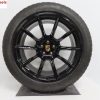 Originele Porsche 20 inch velgen Macan sport design met winterbanden - Afbeelding 2