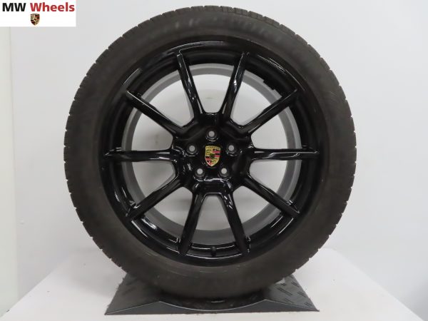 Originele Porsche 20 inch velgen Macan sport design met winterbanden - Afbeelding 4