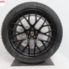 Originele Porsche Macan 20 inch velgen RS Spyder Satijn zwart met nieuwe Dunlop winterbanden - Afbeelding 4