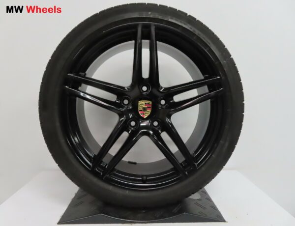 Originele Porsche 19 inch velgen 911 991 MKII 2 en 2 S winterbanden - Afbeelding 5