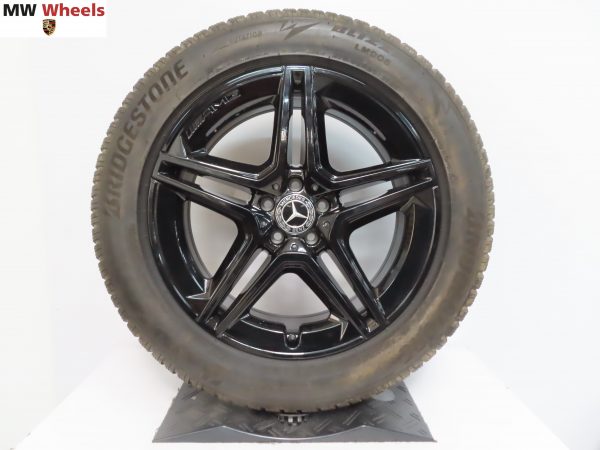 Originele Mercedes GLE W167 AMG 20 inch velgen met winterbanden - Afbeelding 2