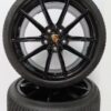 Originele Porsche 21 inch velgen 911 992 met Michelin winterbanden
