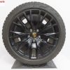 Originele Porsche Taycan 20 inch velgen Aero Turbo S met Pirelli winterbanden - Afbeelding 4