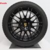 Originele Porsche Cayenne 20 inch RS Spyder velgen HG zwart met winterbanden - Afbeelding 3