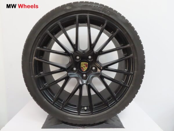 Originele Porsche 22 inch velgen Cayenne Coupe RS spyder met Pirelli winterbanden - Afbeelding 3