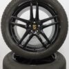 Originele Porsche Macan Turbo 20 inch velgen HG zwart met Michelin winterbanden