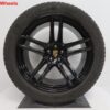 Originele Porsche Macan Turbo 20 inch velgen HG zwart met Michelin winterbanden - Afbeelding 2