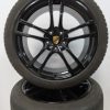 Originele Porsche Cayenne SUV Turbo 21 inch velgen met Pirelli winterbanden