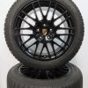 Originele Porsche Cayenne 20 inch RS Spyder velgen met Pirelli winterbanden