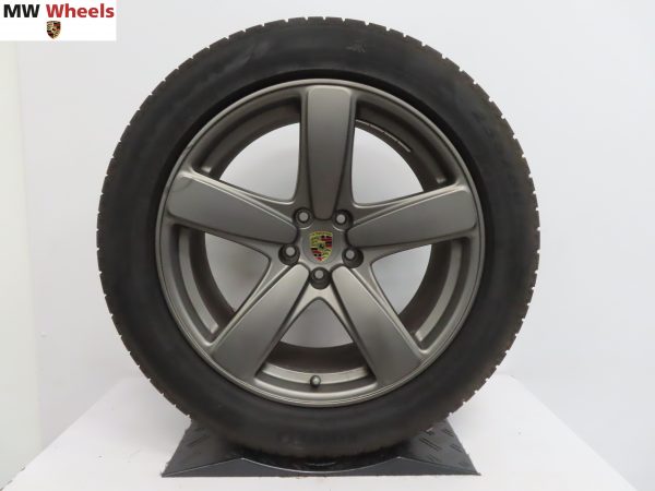 Originele Porsche 19 inch velgen Macan Classic met Pirelli winterbanden - Afbeelding 2