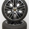 Originele Porsche Taycan 20 inch velgen turbo aero met winterbanden