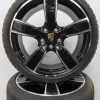Originele Porsche 911 991 4 en 4S Sport 20 inch velgen met Michelin winterbanden