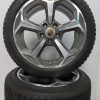 Originele Porsche Taycan 20 inch off road velgen nieuwe Michelin winterbanden